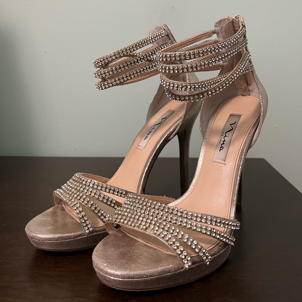 Hold sparkle heels